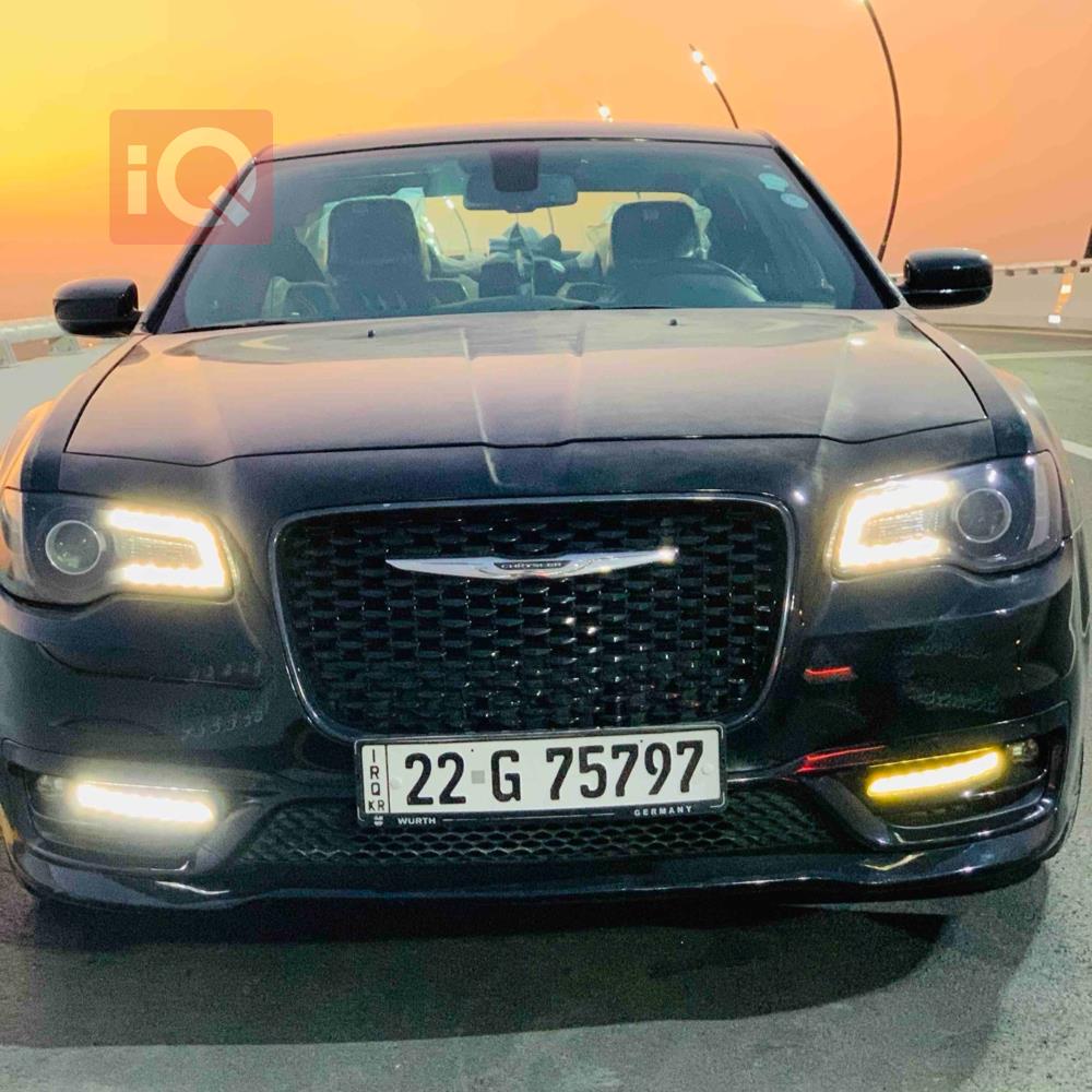 كرايسلر 300